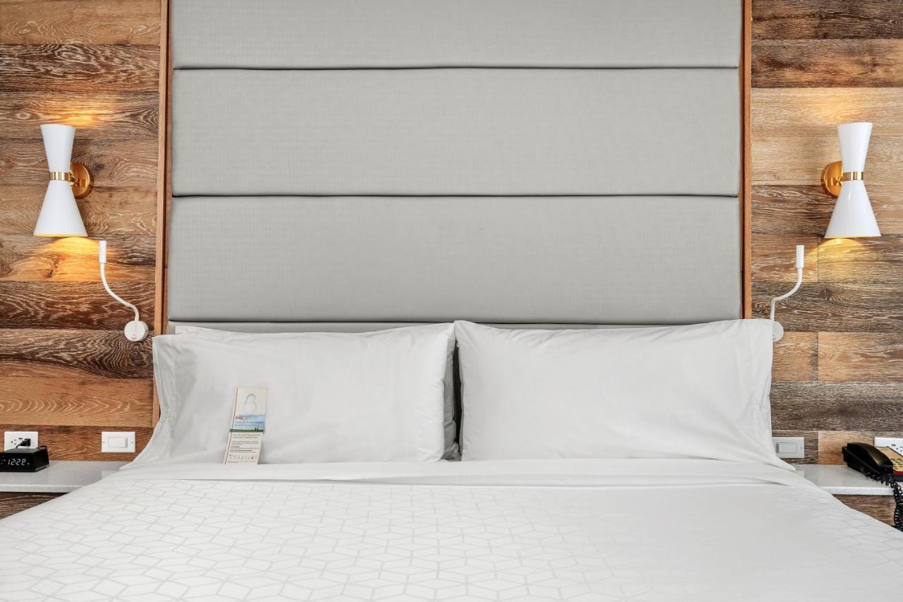 Holiday Inn Express San Juan Condado By Ihg Bagian luar foto