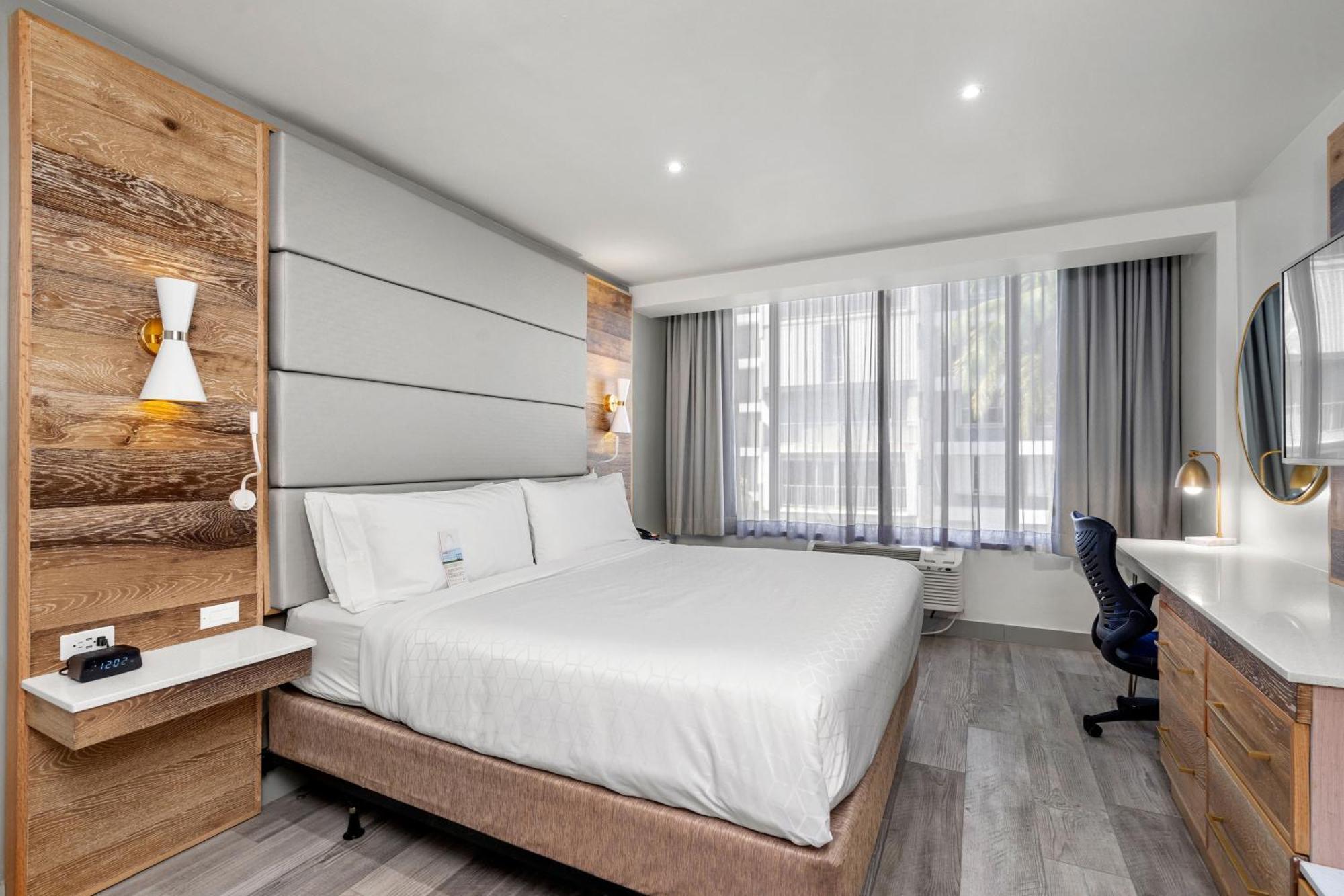 Holiday Inn Express San Juan Condado By Ihg Bagian luar foto