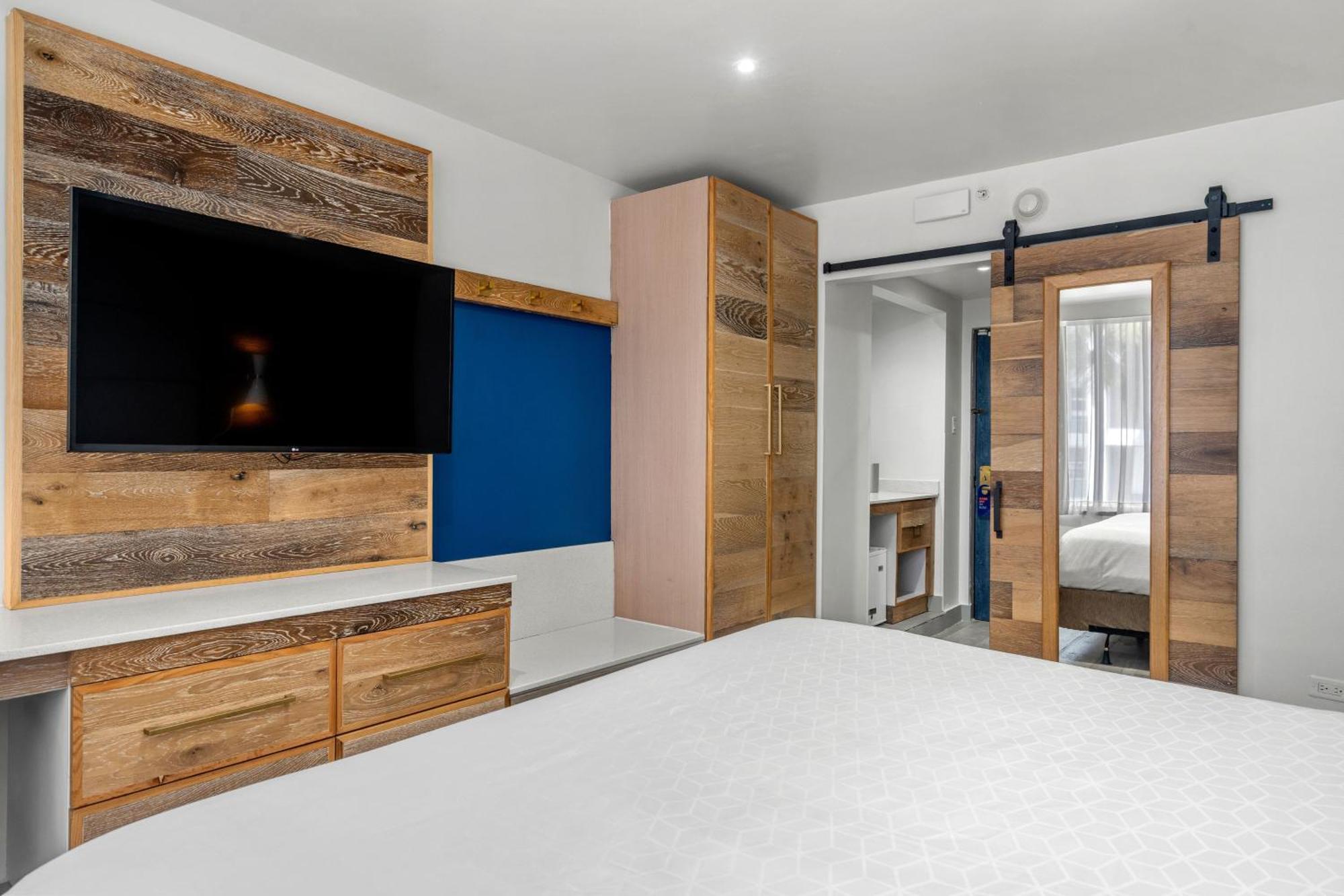 Holiday Inn Express San Juan Condado By Ihg Bagian luar foto