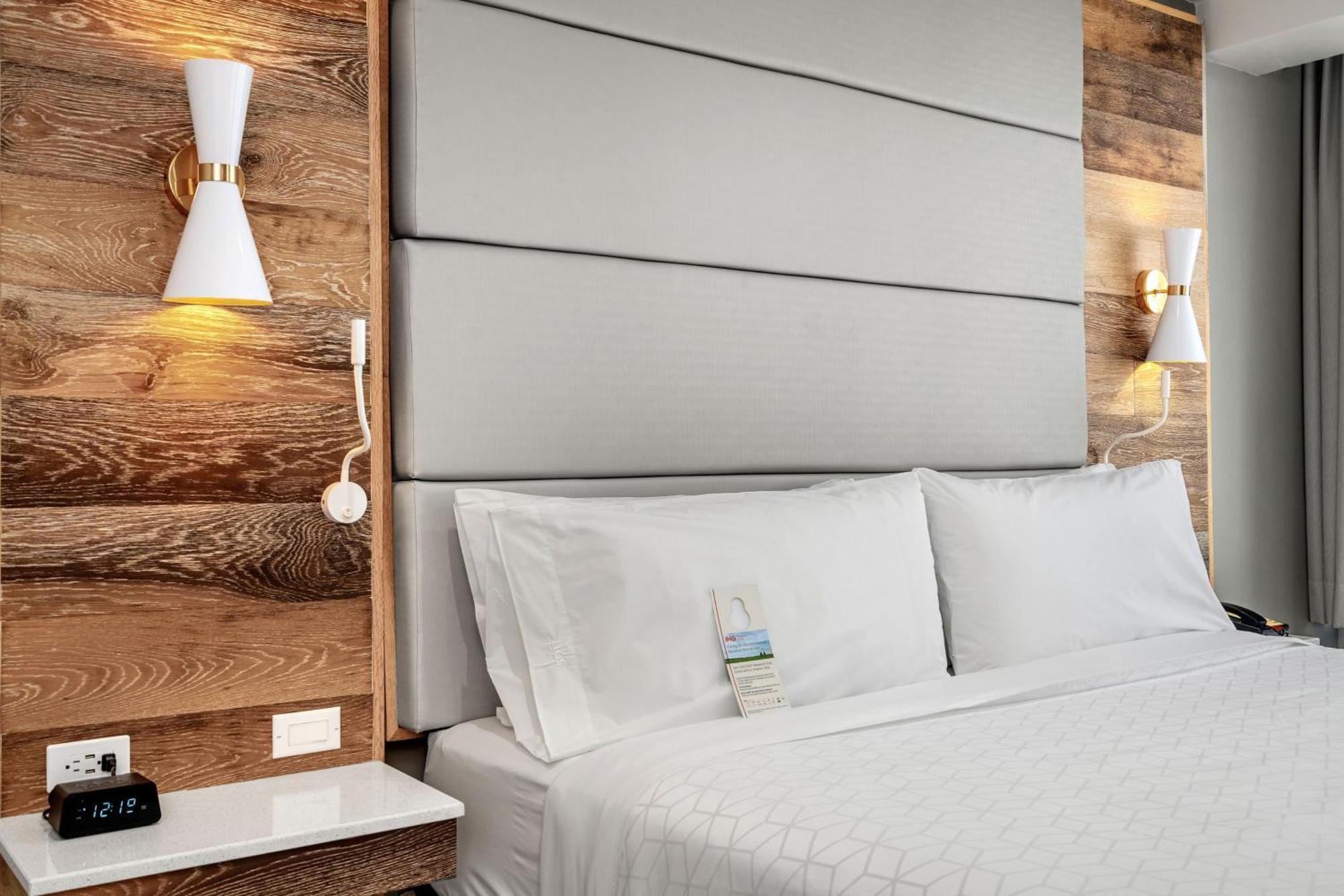 Holiday Inn Express San Juan Condado By Ihg Bagian luar foto